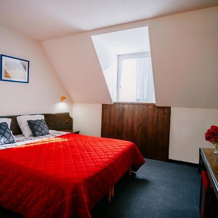 Hotel Le Montaigu 뤼생소베르 외부 사진