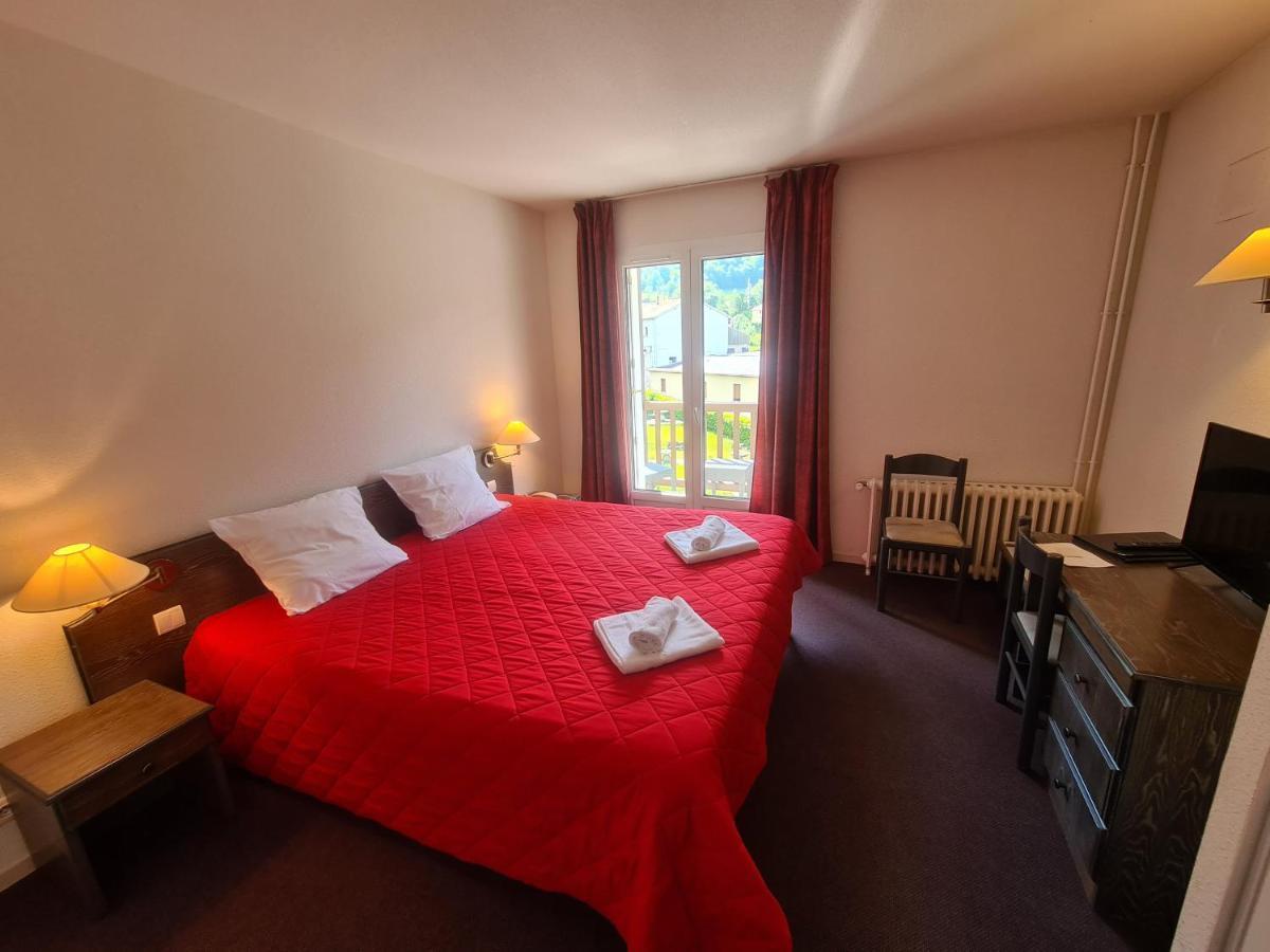 Hotel Le Montaigu 뤼생소베르 외부 사진