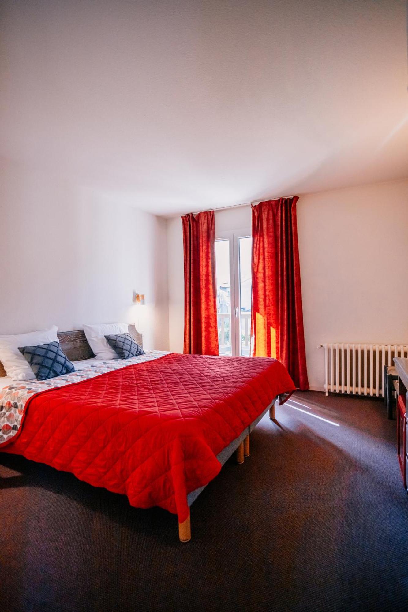 Hotel Le Montaigu 뤼생소베르 외부 사진
